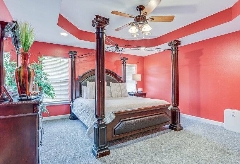 Lovely Prichard Home W/ Yard, Grill & Fireplace!