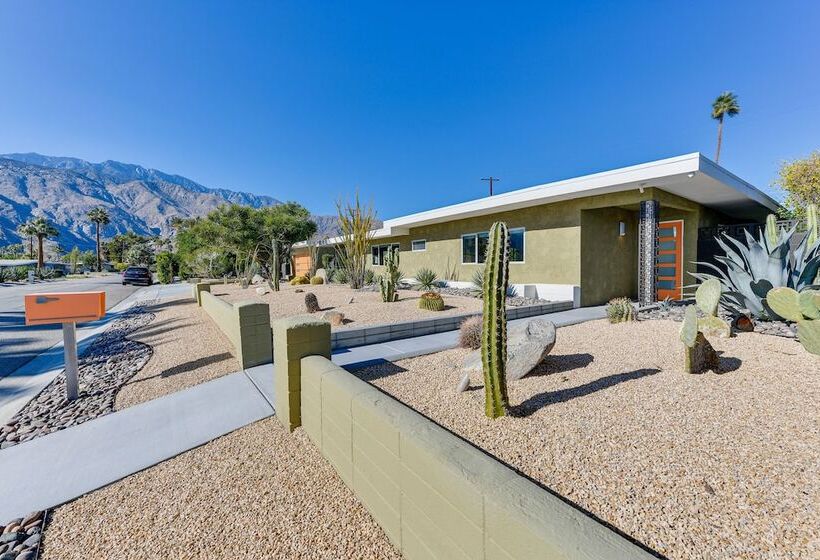 Luxe Palm Springs Home   2 Mi To Downtown!