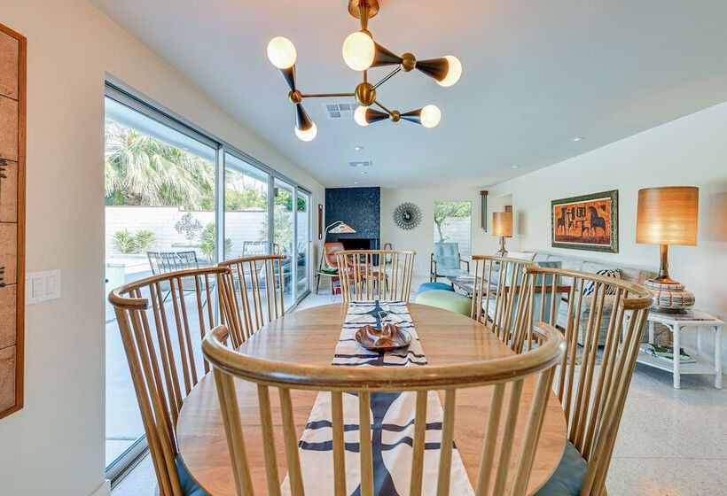 Luxe Palm Springs Home   2 Mi To Downtown!