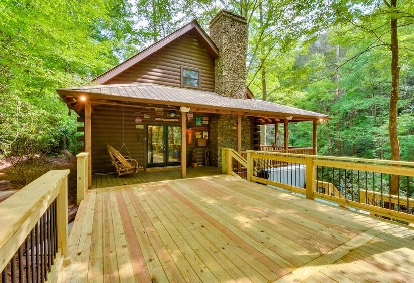 Luxurious Mountain Cabin W/ Chestatee River Access