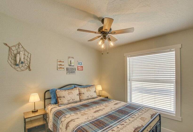 Modern Bloomington Home ~ 10 Mi To Bear Lake!