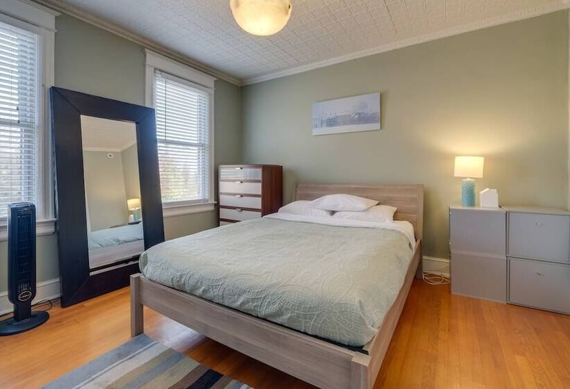 2 Mi To National Mall: Modern Dc Home