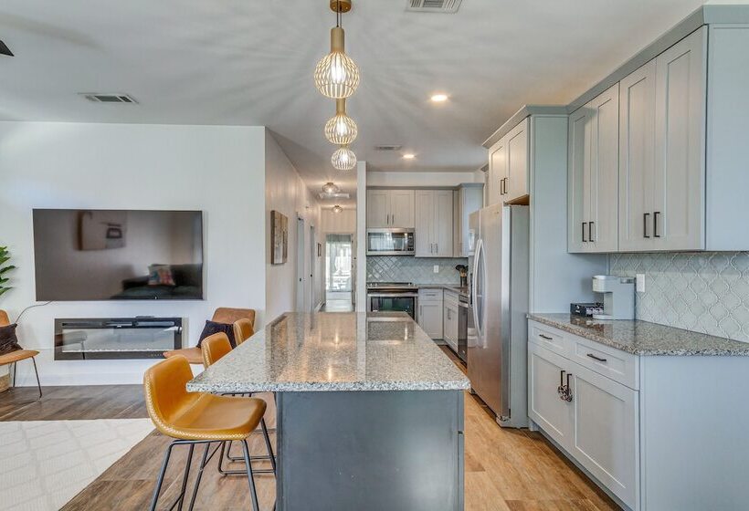 Modern Pensacola Vacation Home W/ Private Pool!