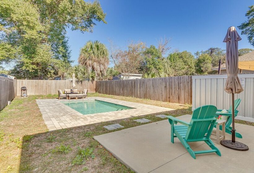 Modern Pensacola Vacation Home W/ Private Pool!