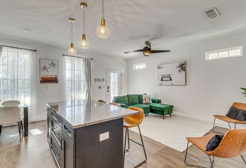 Modern Pensacola Vacation Home W/ Private Pool!