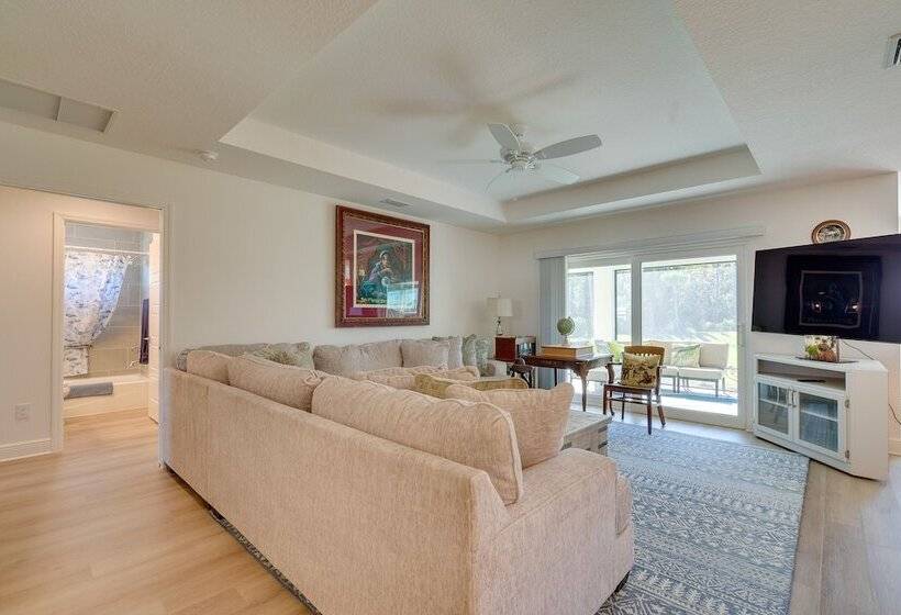 Modern The Villages Home W/ Screened Porch!