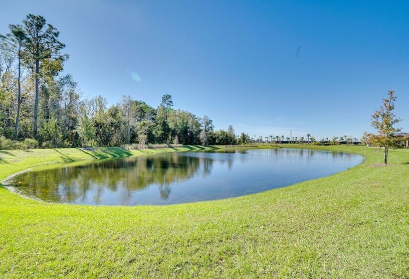 Modern The Villages Home W/ Screened Porch!