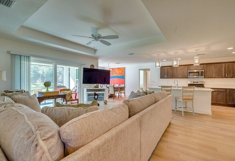 Modern The Villages Home W/ Screened Porch!