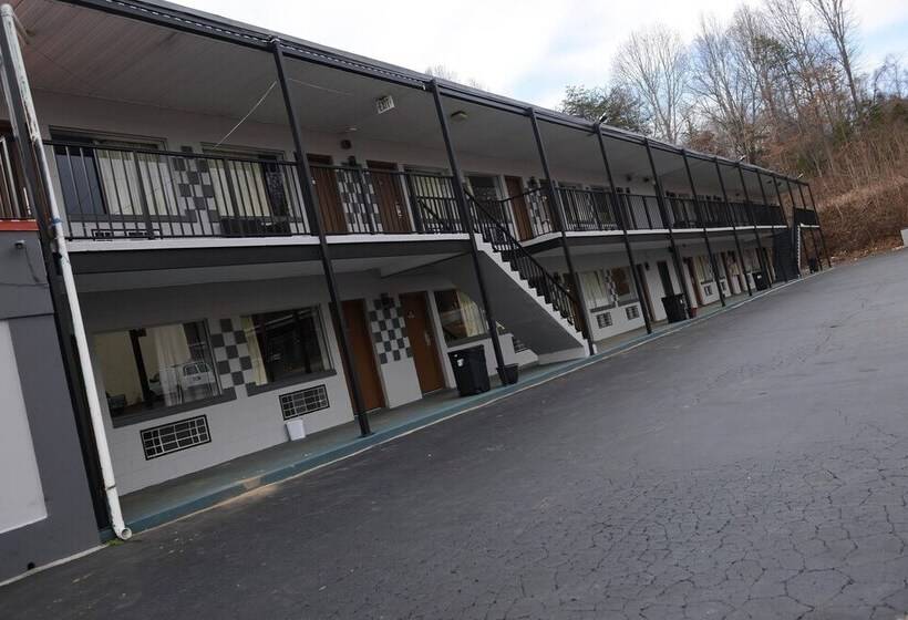 فندق على الطريق Relax Inn