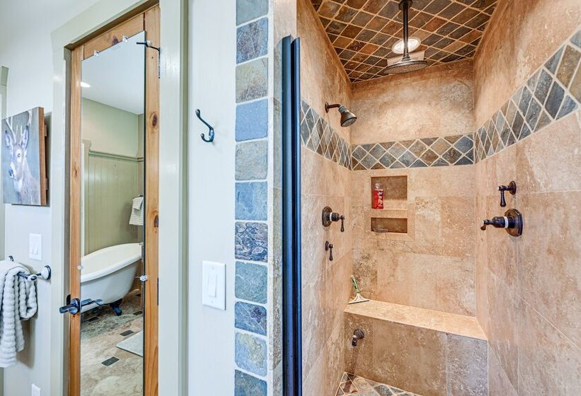 Mountain View Georgia Cabin W/ 2 Decks