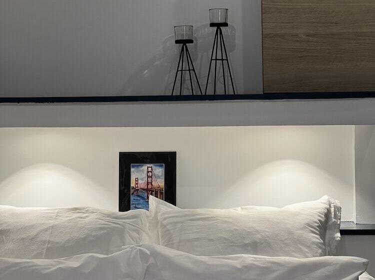 Mrtn Apartments & Suites