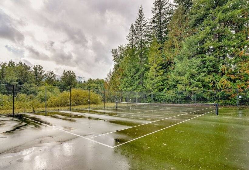 Mt Hood  Timberhaus  W/ Family Friendly Amenities!