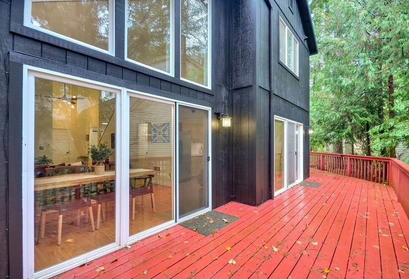 Mt Hood  Timberhaus  W/ Family Friendly Amenities!