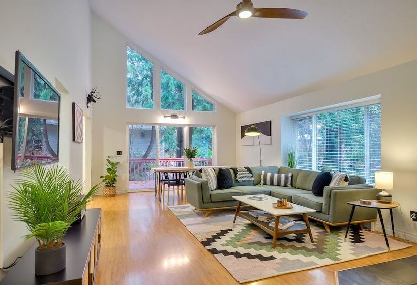 Mt Hood  Timberhaus  W/ Family Friendly Amenities!