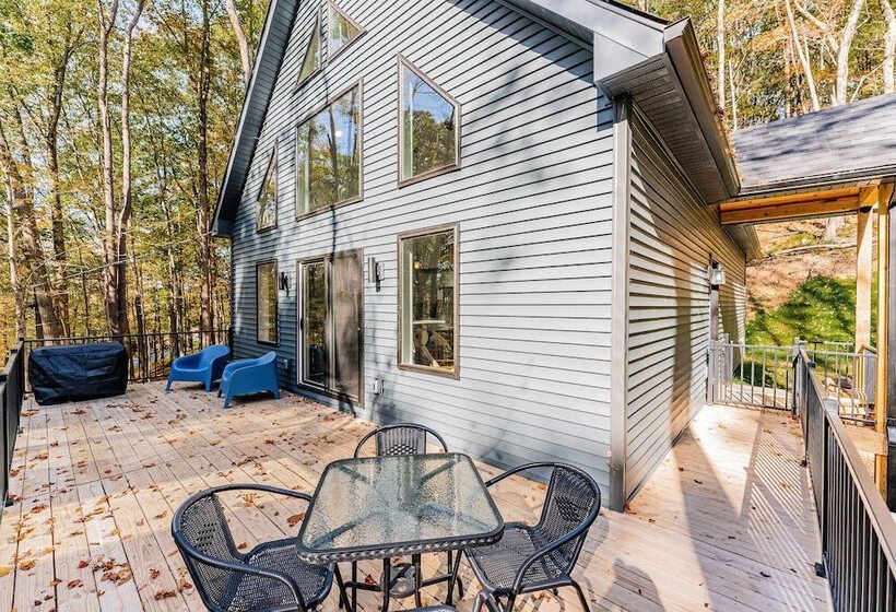 New Wintervue Home With Fireplace Pet Friendly