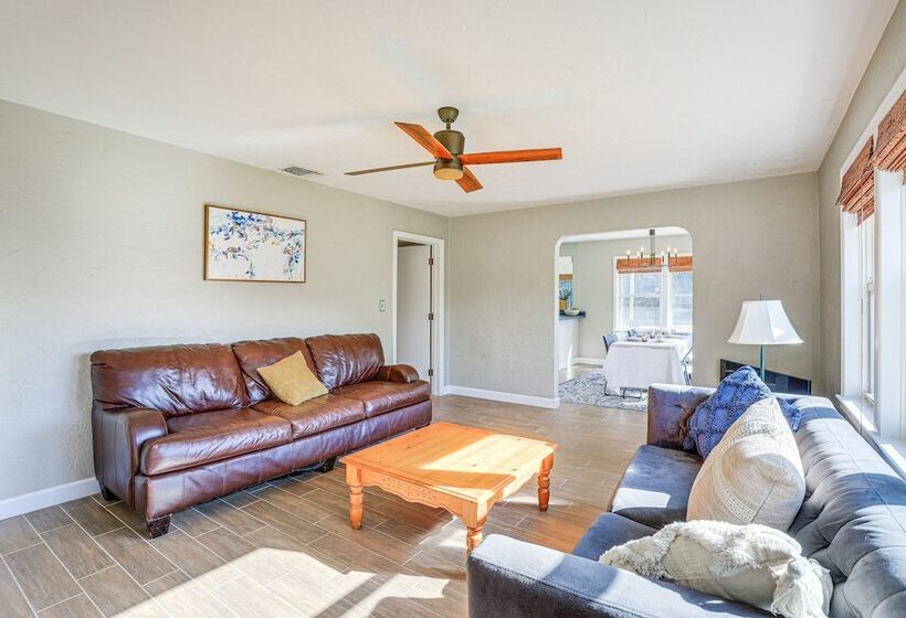 Newberry Home W/ Deck On 10 Acres!