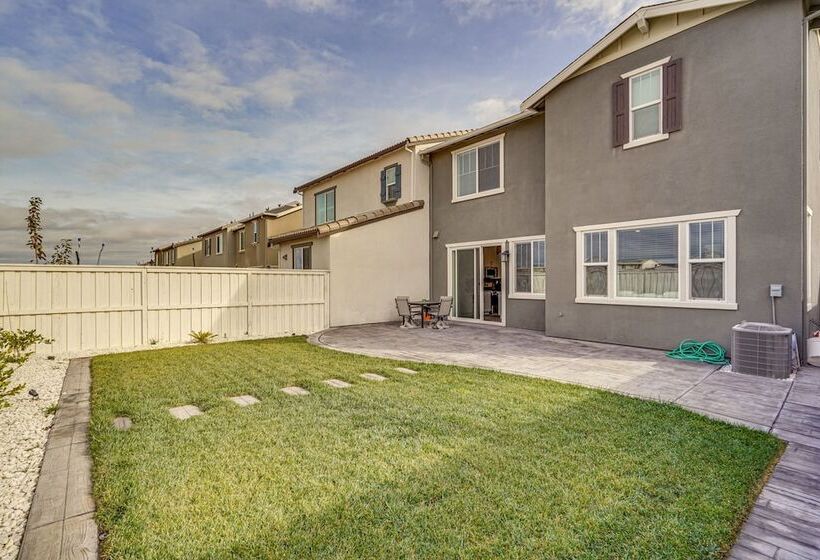 Newly Built Tracy Home W/ Backyard + Pool Access!