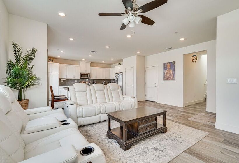 Newly Built Tracy Home W/ Backyard + Pool Access!