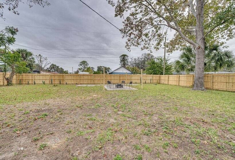 Family Friendly Davenport Home W/ Fire Pit!