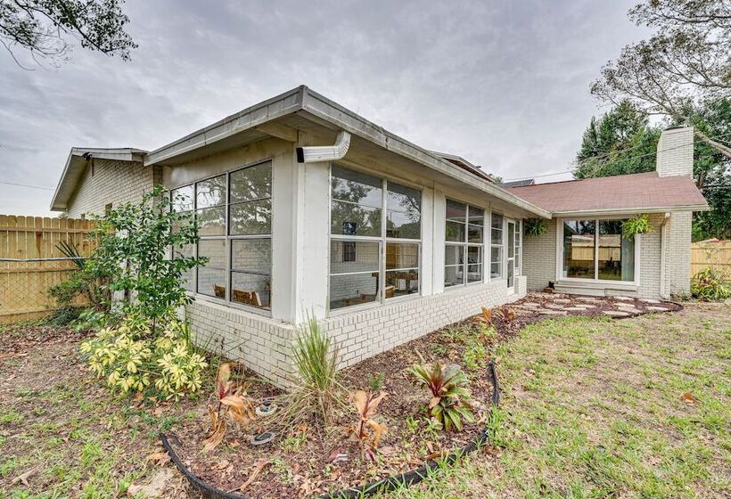 Family Friendly Davenport Home W/ Fire Pit!