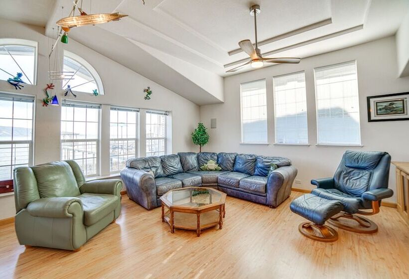 North Lakeport Home On Clear Lake: Boat + Unwind!