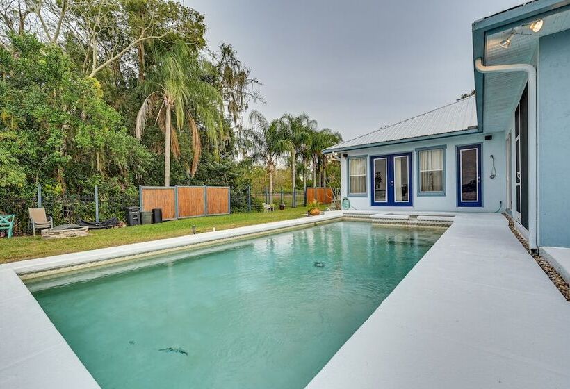 Odessa Lake House W/ Private Pool & Screened Lanai