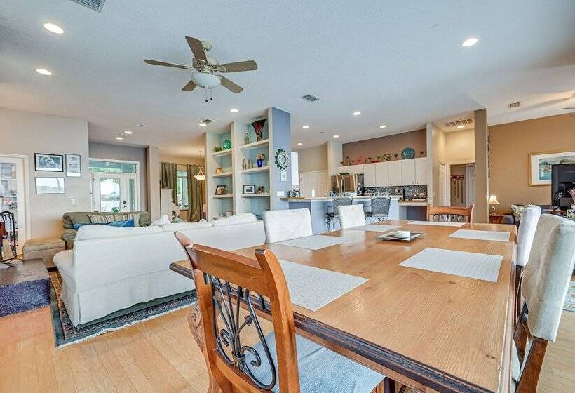 Odessa Lake House W/ Private Pool & Screened Lanai