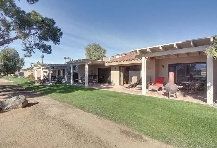 Pet Friendly Palm Desert Gem On Golf Course!