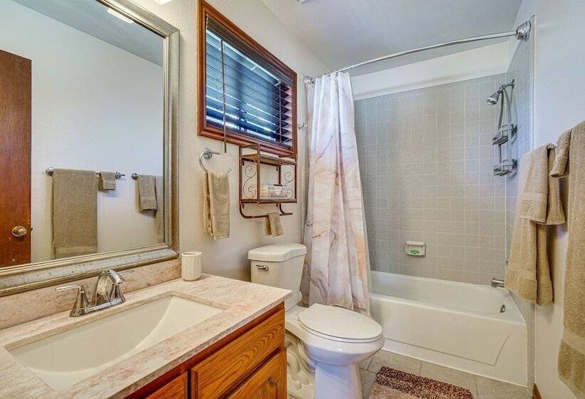 Park City Home W/ 2 Fireplaces & 2 Living Rooms!