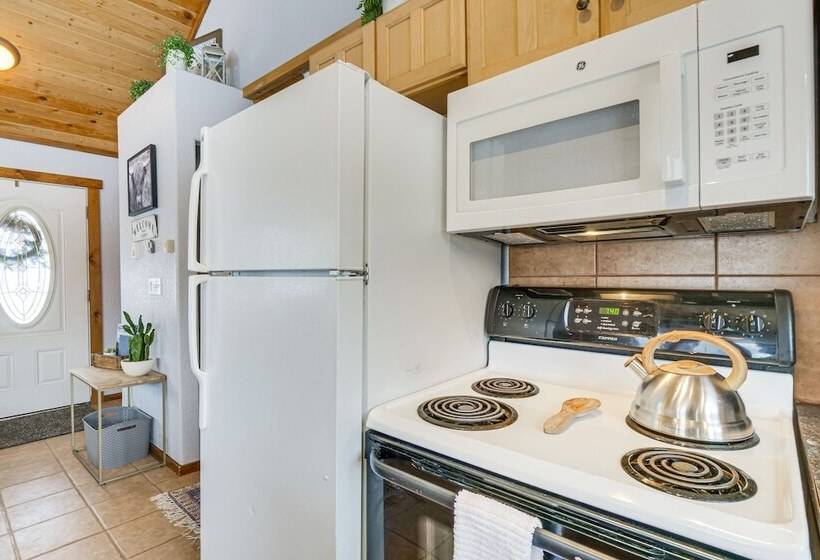 Peaceful Alma Cabin Rental: 13 Mi To Breckenridge!