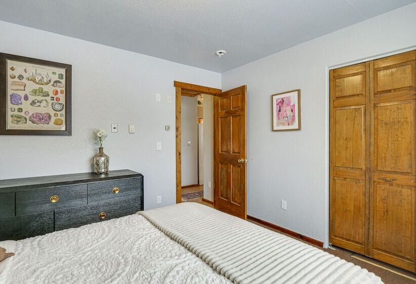 Peaceful Alma Cabin Rental: 13 Mi To Breckenridge!