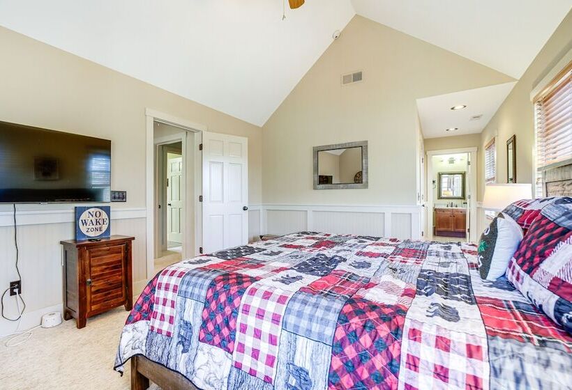 Lake Livin  Lodge  Cashiers Retreat W/ Mtn Views