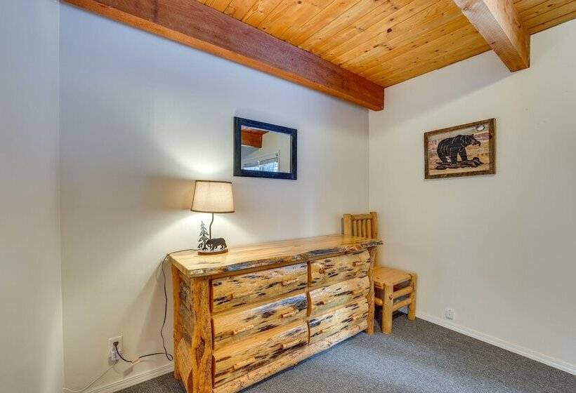 Peaceful Donnelly Retreat < 1 Mi To Lake Cascade!