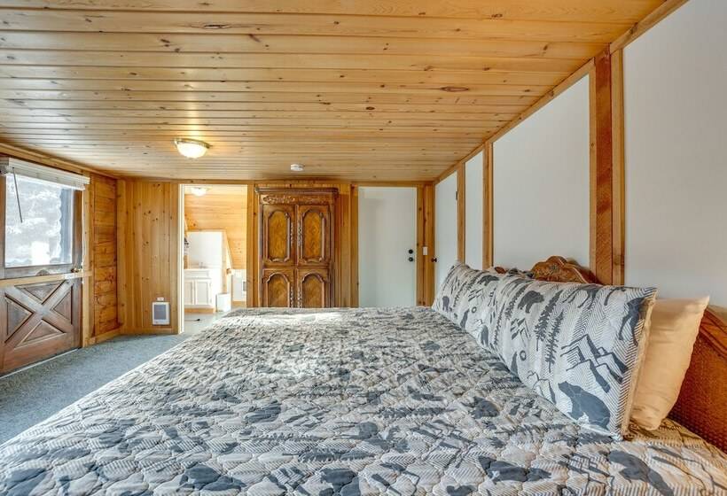 Peaceful Donnelly Retreat < 1 Mi To Lake Cascade!