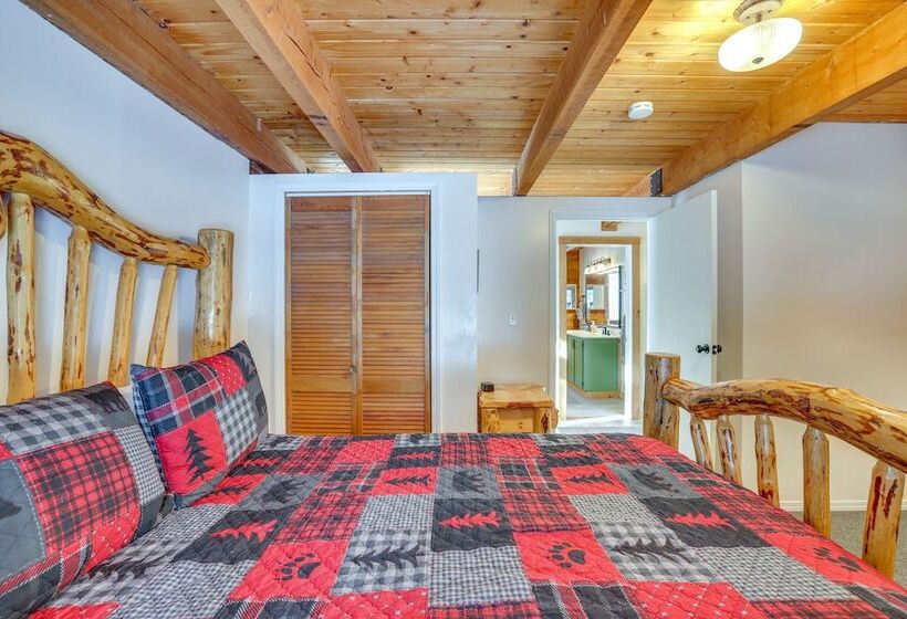 Peaceful Donnelly Retreat < 1 Mi To Lake Cascade!