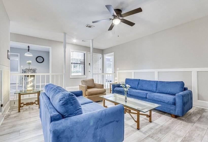 Pensacola Home W/ Screened Porch: 10 Mi To Beach!