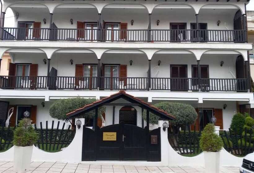 بنسيون Amaryllis Luxury Rooms