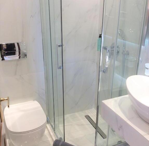 بنسيون Amaryllis Luxury Rooms