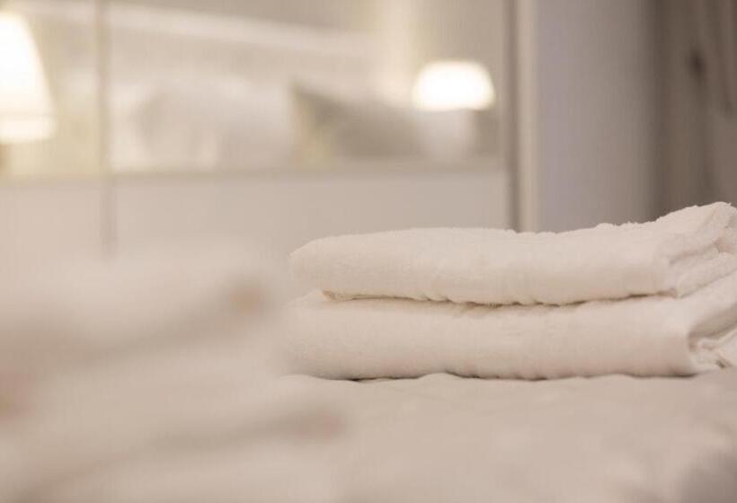 بنسيون Amaryllis Luxury Rooms