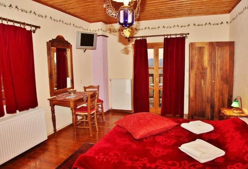 פנסיון Iaspis Guesthouse