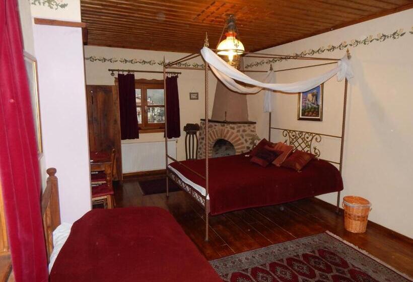 פנסיון Iaspis Guesthouse