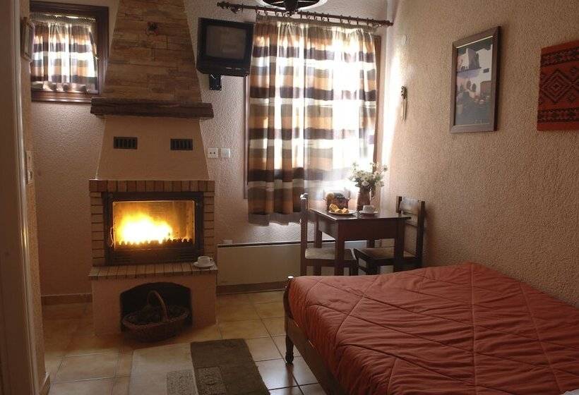 پانسیون Rigas Hotel Arachova