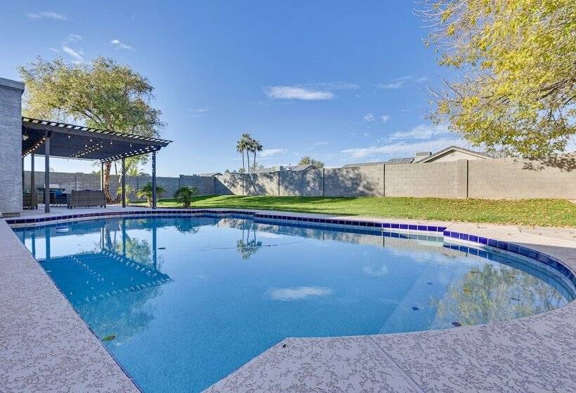 Peoria Home W/ Private Pool, Hot Tub, & Gas Grill!