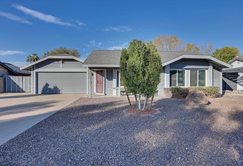 Peoria Home W/ Private Pool, Hot Tub, & Gas Grill!