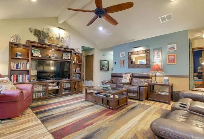 Pet Friendly Austin Home W/ Deck & Private Hot Tub