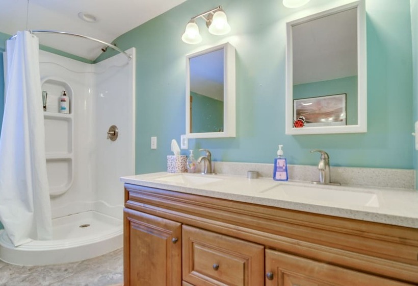 Pet Friendly Carthage Home With Fire Pit!