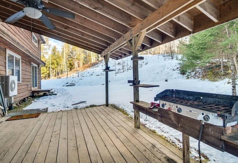 Pet Friendly Carthage Home With Fire Pit!
