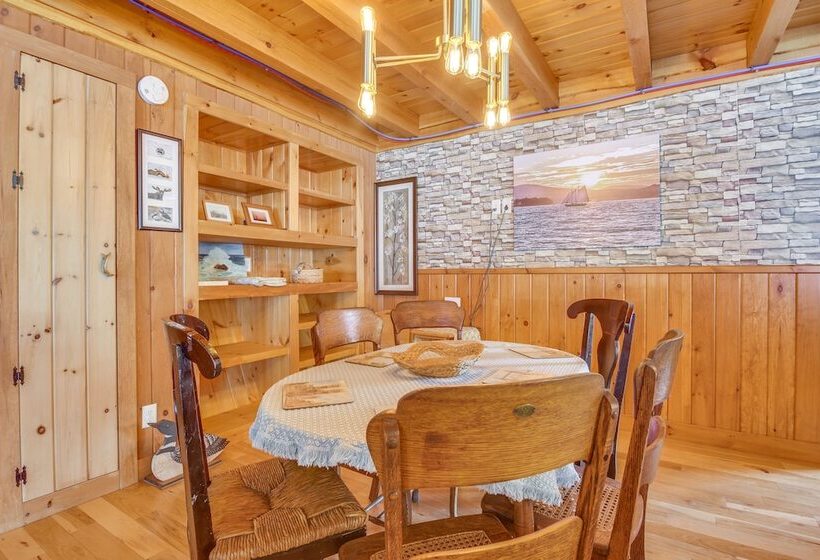 Pet Friendly Carthage Home With Fire Pit!