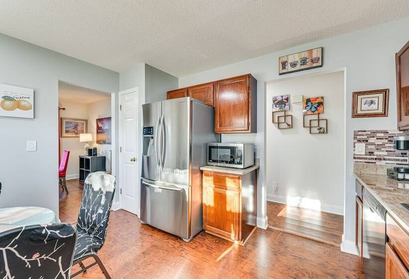 Pet Friendly Charlotte Home W/ Fenced Yard & Patio