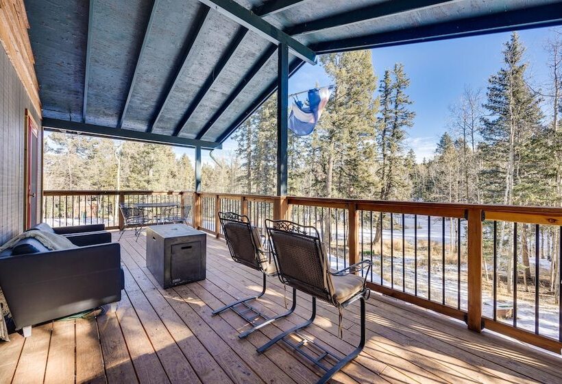 Pet Friendly Florissant Cabin W/ Fire Pit!